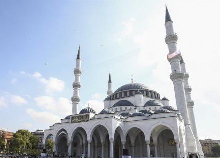 Melike hatun camii otopark ücreti