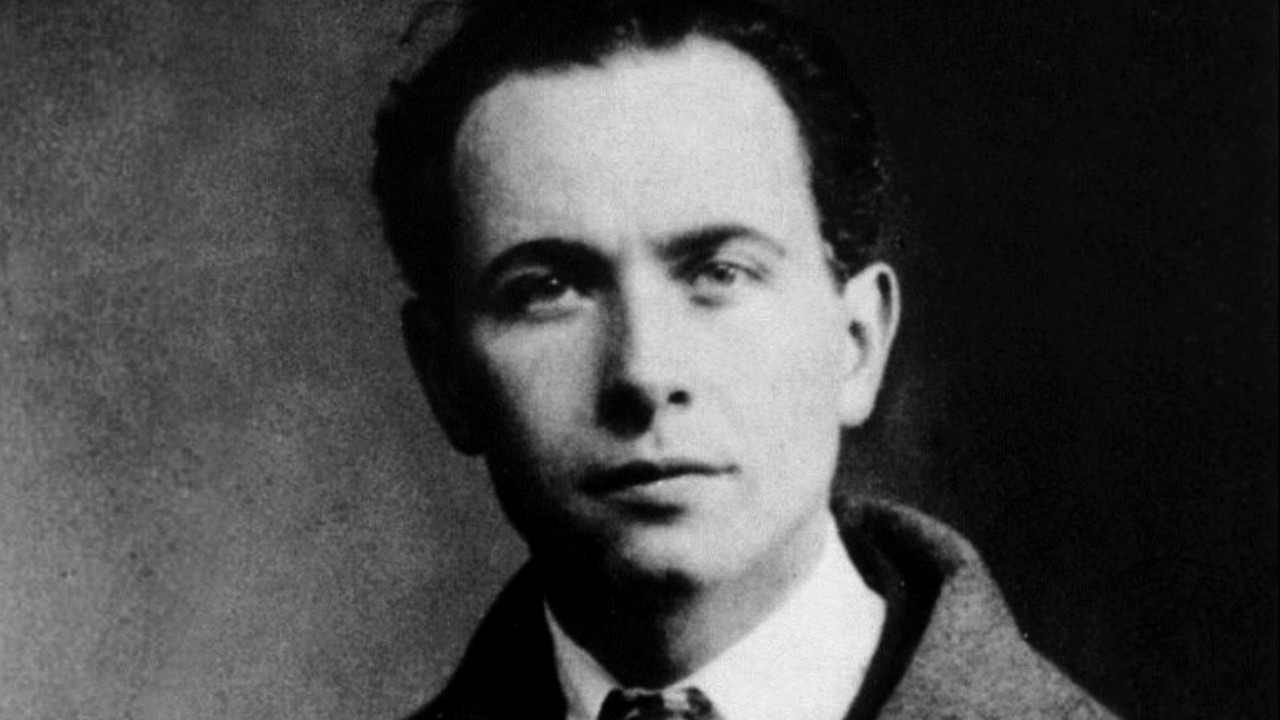 Louis Aragon Kimdir Doğum Günü Tarihi