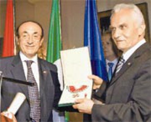 İtalya Mehmet Dülger Yaşar Yakış Devlet Nişanı