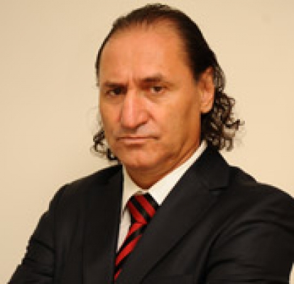 Futbolcu Selçuk Yula hayatını kaybetti