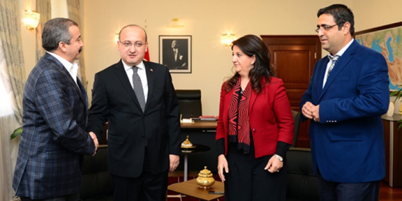 Pkk Silahları bırakma çağrısı yapıldı