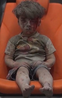 Suriyeli Çocuğun Bakışları