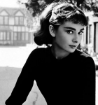 Audrey Hepburn öldü