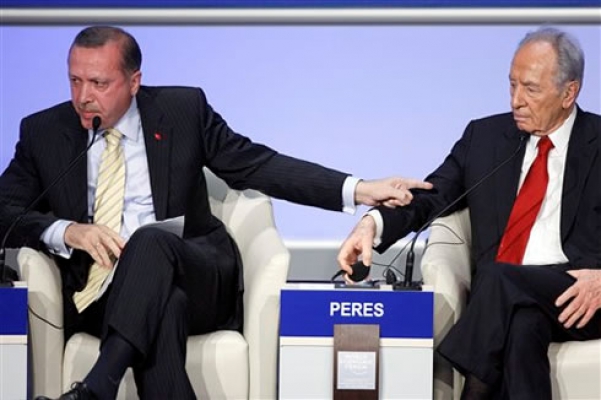 Recep Tayyip Erdoğan Davosta paneli terk etti