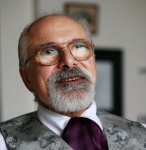 Emre Kongar Kimdir Ne Zaman Doğdu