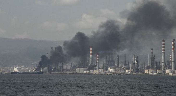 İzmir Tüpraş Depolama Tankında Patlama