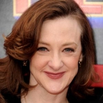 Joan Cusack Doğum Günü