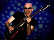 Joe Satriani Doğumu