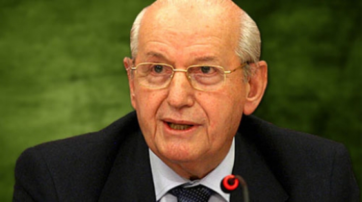 Şenez Erzik Kimdir Doğdu