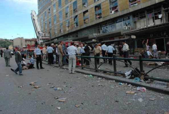 Ankara Ulusta Patlama