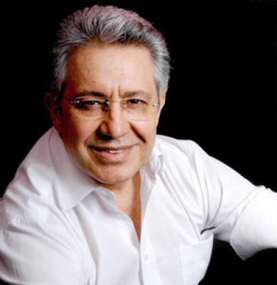 Zülfü Livaneli Doğum Günü